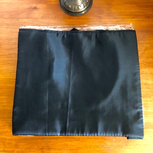 MADE IN MOROCCO GLOBAL CHIC HANDBAG - Picture 3 of 11